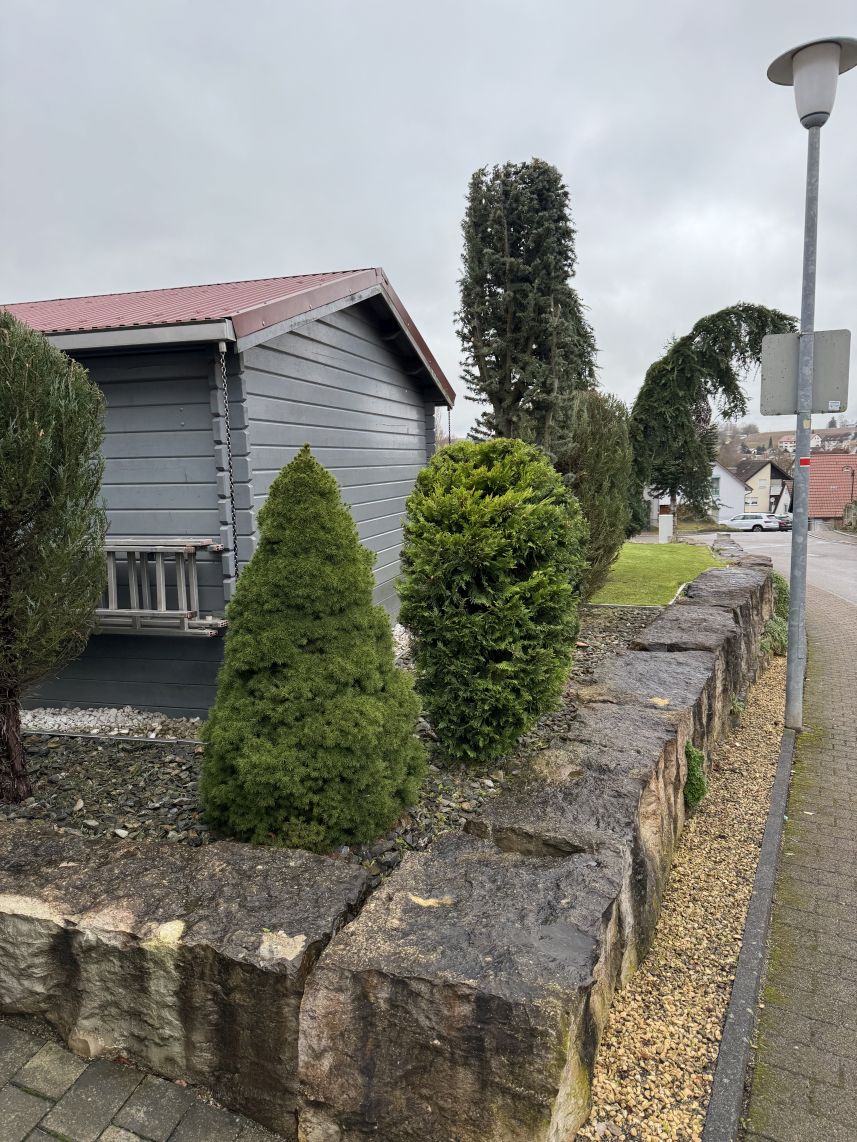 Gartenanlage mit Gabionen
